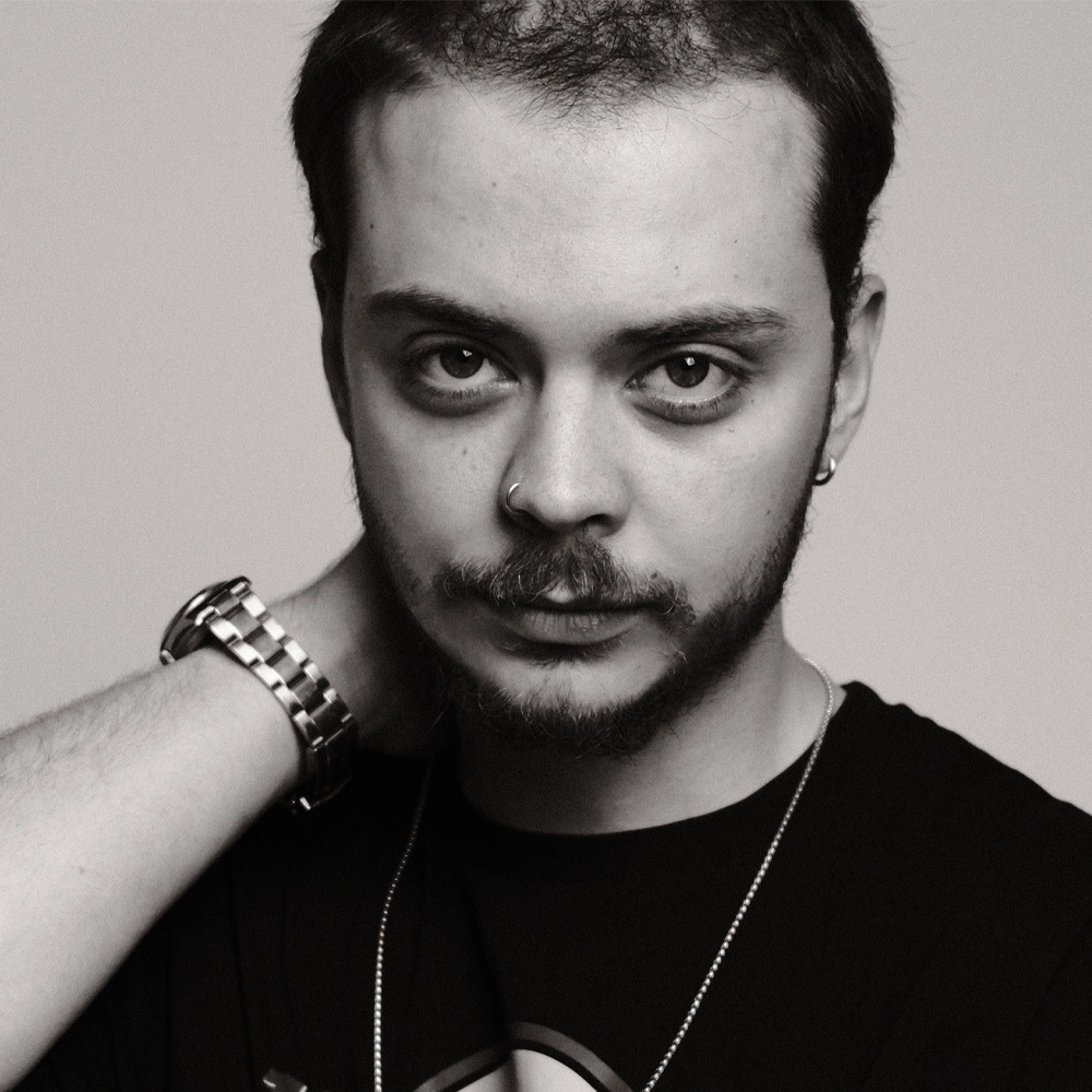 Sanatçı Görseli - Yahya